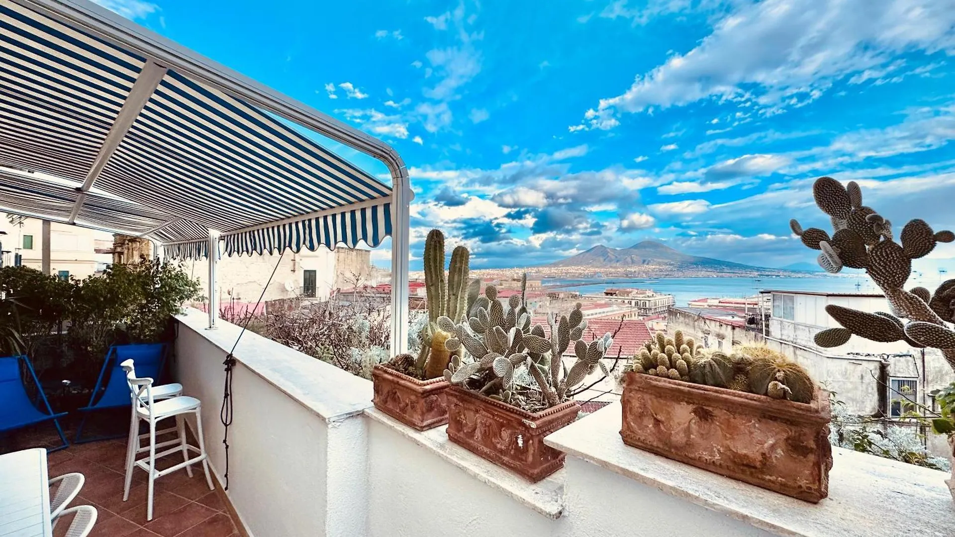 Apartment Alma De Templarsf - Stunning Design Home With Sea View And Terrace Naples